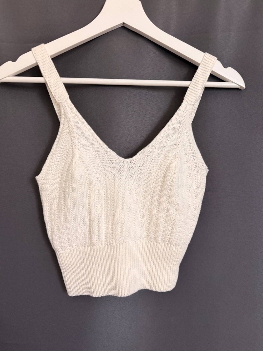 Streetwear Society NWT Cream Ribbed V-Neck Tank Top | Textured Knit Top
